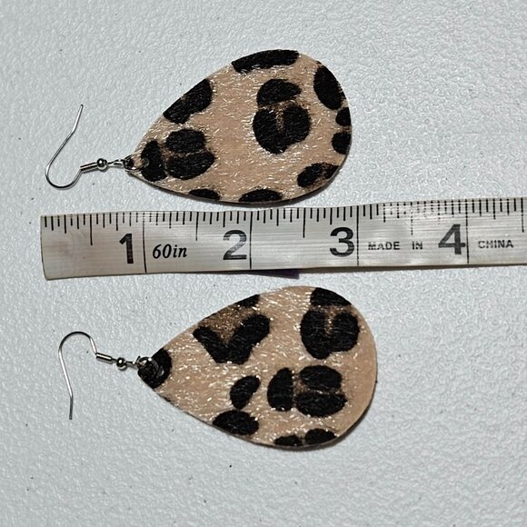 Boho Leopard Print Earrings Faux Horse Hair Hide Dangle Drop Fashion Jewelry - Picture 4 of 4